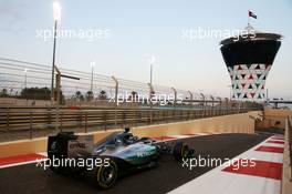 Nico Rosberg (GER) Mercedes AMG F1 W06. 27.11.2015. Formula 1 World Championship, Rd 19, Abu Dhabi Grand Prix, Yas Marina Circuit, Abu Dhabi, Practice Day.
