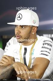 Lewis Hamilton (GBR) Mercedes AMG F1 in the FIA Press Conference. 26.11.2015. Formula 1 World Championship, Rd 19, Abu Dhabi Grand Prix, Yas Marina Circuit, Abu Dhabi, Preparation Day.