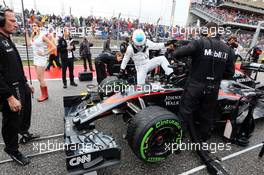 Fernando Alonso (ESP) McLaren MP4-30 on the grid. 25.10.2015. Formula 1 World Championship, Rd 16, United States Grand Prix, Austin, Texas, USA, Race Day.