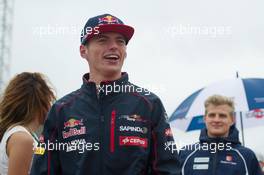 Max Verstappen (NLD) Scuderia Toro Rosso on the drivers parade. 25.10.2015. Formula 1 World Championship, Rd 16, United States Grand Prix, Austin, Texas, USA, Race Day.