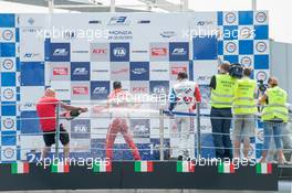 podium, Mikkel Jensen (DEN) kfzteile24 Mücke Motorsport Dallara F312 – Mercedes-Benz, Jake Dennis (GBR) Prema Powerteam Dallara F312 – Mercedes-Benz 30.05.2015. FIA F3 European Championship 2015, Round 4, Race 1, Monza, Italy