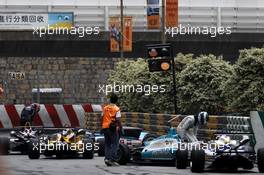 Daniel Juncadella (ESP) Fortec Motorsport Dallara Mercedes and Callum Ilott (GBR) Carlin Dallara Volkswagen retiered from the Race. 21.11.2015. Formula 3 Macau Grand Prix, Macau, China