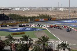 Race 2, Start of the race 19.04.2015. GP2 Series, Rd 1, Sakhir, Bahrain, Sunday.