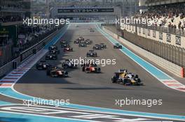Race 2, Alex Lynn (GBR) Dams and Rio Haryanto (IND) Campos Racing 29.11.2015. GP2 Series, Rd 11, Yas Marina Circuit, Abu Dhabi, UAE, Sunday.