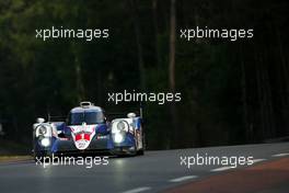 Anthony Davidson (GBR) / Sebastien Buemi (SUI) / Kazuki Nakajima (JPN) #01 Toyota Racing Toyota TS040 Hybrid. 11.06.2015. FIA World Endurance Championship Le Mans 24 Hours, Qualifying, Le Mans, France. Thursday.