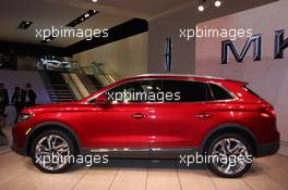 Lincoln MKX 12-13.01.2015. North American International Auto Show, Detroit, USA. www.xpbimages.com, EMail: requests@xpbimages.com - copy of publication required for printed pictures. Every used picture is fee-liable. © Copyright: Photo4 / XPB Images