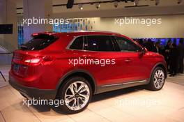 Lincoln MKX 12-13.01.2015. North American International Auto Show, Detroit, USA. www.xpbimages.com, EMail: requests@xpbimages.com - copy of publication required for printed pictures. Every used picture is fee-liable. © Copyright: Photo4 / XPB Images