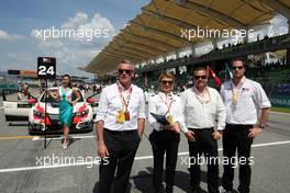 Race 1, (L-R) Marcello Lotti (ITA) CEO WSC and Nunzia Corvino, David Sonenscher and Emanuele Maltese 28.03.2015. TCR International Series, Rd 1, Sepang, Malaysia, Saturday.