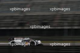 Timo Bernhard (GER) / Mark Webber (AUS) / Brendon Hartley (NZL) #17 Porsche Team Porsche 919 Hybrid. 01.11.2015. FIA World Endurance Championship, Round 7, Six Hours of Shanghai, Shanghai, China, Sunday.