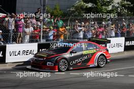 12.07.2015 - Tom Chilton (GBR) Chevrolet RML Cruze TC1, ROAL Motorsport 11-12.07.2015 World Touring Car Championship, Rd 15 and 16, Vila Real, Portugal