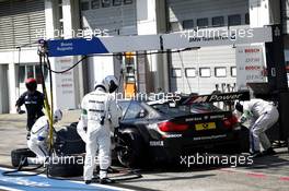 Pit stop Bruno Spengler (CAN) BMW Team MTEK, BMW M4 DTM. 10.09.2016, DTM Round 7, Nürburgring, Germany, Saturday Qualifying.