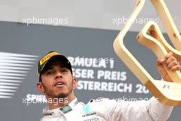 Lewis Hamilton (GBR), Mercedes AMG F1 Team  03.07.2016. Formula 1 World Championship, Rd 9, Austrian Grand Prix, Spielberg, Austria, Race Day.