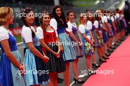 Formula Una girls. 03.07.2016. Formula 1 World Championship, Rd 9, Austrian Grand Prix, Spielberg, Austria, Race Day.