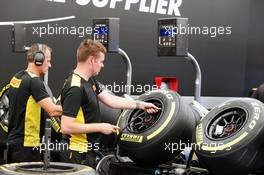 Pirelli tyre technicians. 26.08.2016. Formula 1 World Championship, Rd 13, Belgian Grand Prix, Spa Francorchamps, Belgium, Practice Day.