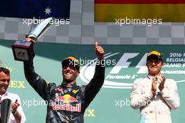 Daniel Ricciardo (AUS) Red Bull Racing RB12 and Nico Rosberg (GER) Mercedes AMG Petronas F1 W07. 28.08.2016. Formula 1 World Championship, Rd 13, Belgian Grand Prix, Spa Francorchamps, Belgium, Race Day.