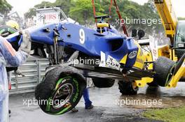The damaged Sauber C35 of Marcus Ericsson (SWE) Sauber F1 Team who crashed out of the race. 13.11.2016. Formula 1 World Championship, Rd 20, Brazilian Grand Prix, Sao Paulo, Brazil, Race Day.