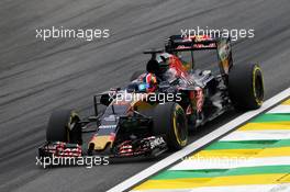 Daniil Kvyat (RUS) Scuderia Toro Rosso STR11. 12.11.2016. Formula 1 World Championship, Rd 20, Brazilian Grand Prix, Sao Paulo, Brazil, Qualifying Day.