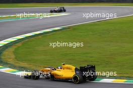 Jolyon Palmer (GBR) Renault Sport F1 Team RS16. 12.11.2016. Formula 1 World Championship, Rd 20, Brazilian Grand Prix, Sao Paulo, Brazil, Qualifying Day.