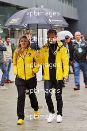 Kevin Magnussen (DEN) Renault Sport F1 Team with Aurelie Donzelot (FRA) Renault Sport F1 Team Media Communications Manager. 13.11.2016. Formula 1 World Championship, Rd 20, Brazilian Grand Prix, Sao Paulo, Brazil, Race Day.