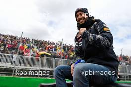 Daniel Ricciardo (AUS) Red Bull Racing on the drivers parade. 12.06.2016. Formula 1 World Championship, Rd 7, Canadian Grand Prix, Montreal, Canada, Race Day.