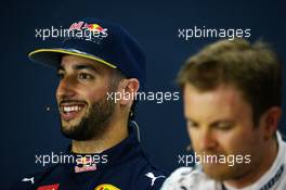 (L to R): Daniel Ricciardo (AUS) Red Bull Racing with Nico Rosberg (GER) Mercedes AMG F1 in the post qualifying FIA Press Conference. 16.04.2016. Formula 1 World Championship, Rd 3, Chinese Grand Prix, Shanghai, China, Qualifying Day.