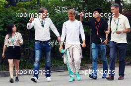 Nico Rosberg (GER) Mercedes AMG F1. 14.04.2016. Formula 1 World Championship, Rd 3, Chinese Grand Prix, Shanghai, China, Preparation Day.