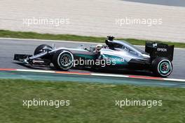 Lewis Hamilton (GBR) Mercedes AMG F1 W07 Hybrid. 13.05.2016. Formula 1 World Championship, Rd 5, Spanish Grand Prix, Barcelona, Spain, Practice Day.