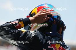 Daniel Ricciardo (AUS) Red Bull Racing on the grid. 15.05.2016. Formula 1 World Championship, Rd 5, Spanish Grand Prix, Barcelona, Spain, Race Day.