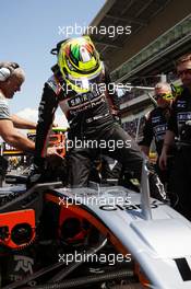 Sergio Perez (MEX) Sahara Force India F1 VJM09 on the grid. 15.05.2016. Formula 1 World Championship, Rd 5, Spanish Grand Prix, Barcelona, Spain, Race Day.