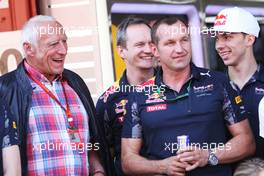 Dietrich Mateschitz (AUT) CEO and Founder of Red Bull celebrates with the team. 15.05.2016. Formula 1 World Championship, Rd 5, Spanish Grand Prix, Barcelona, Spain, Race Day.