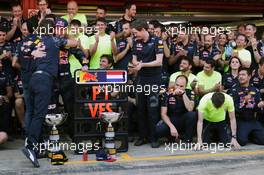 Race winner Max Verstappen (NLD) Red Bull Racing celebrates with Christian Horner (GBR) Red Bull Racing Team Principal and the team. 15.05.2016. Formula 1 World Championship, Rd 5, Spanish Grand Prix, Barcelona, Spain, Race Day.