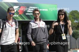Romain Grosjean (FRA) Haas F1 Team with his wife Marion Jolles Grosjean (FRA). 15.05.2016. Formula 1 World Championship, Rd 5, Spanish Grand Prix, Barcelona, Spain, Race Day.