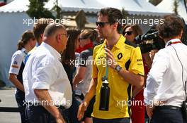 Jolyon Palmer (GBR) Renault Sport F1 Team on the drivers parade. 19.06.2016. Formula 1 World Championship, Rd 8, European Grand Prix, Baku Street Circuit, Azerbaijan, Race Day.