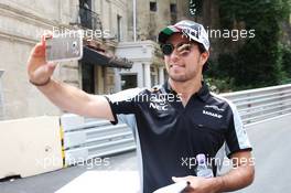 Sergio Perez (MEX) Sahara Force India F1 walks the circuit. 16.06.2016. Formula 1 World Championship, Rd 8, European Grand Prix, Baku Street Circuit, Azerbaijan, Preparation Day.