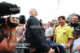 Damon Hill (GBR) Sky Sports Presenter with fans at the Sahara Force India F1 Team Fan Zone at Woodlands Campsite. 09.07.2016. Formula 1 World Championship, Rd 10, British Grand Prix, Silverstone, England, Qualifying Day.