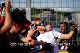 Nico Rosberg (GER) Mercedes AMG F1 with fans. 21.07.2016. Formula 1 World Championship, Rd 11, Hungarian Grand Prix, Budapest, Hungary, Preparation Day.