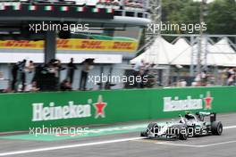 Race winner Nico Rosberg (GER) Mercedes AMG F1 W07 Hybrid celebrates at the end of the race. 04.09.2016. Formula 1 World Championship, Rd 14, Italian Grand Prix, Monza, Italy, Race Day.
