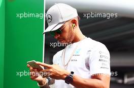 Lewis Hamilton (GBR) Mercedes AMG F1 on the drivers parade. 04.09.2016. Formula 1 World Championship, Rd 14, Italian Grand Prix, Monza, Italy, Race Day.