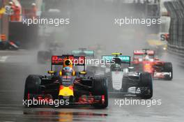Daniel Ricciardo (AUS) Red Bull Racing RB12. 29.05.2015. Formula 1 World Championship, Rd 6, Monaco Grand Prix, Monte Carlo, Monaco, Race Day.