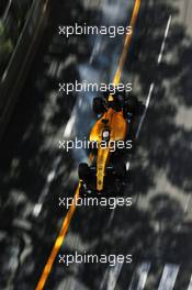 Kevin Magnussen (DEN) Renault Sport F1 Team RS16 locks up under braking. 28.05.2016. Formula 1 World Championship, Rd 6, Monaco Grand Prix, Monte Carlo, Monaco, Qualifying Day.