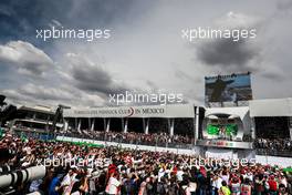 The podium (L to R): Nico Rosberg (GER) Mercedes AMG F1, second; Lewis Hamilton (GBR) Mercedes AMG F1, race winner; Sebastian Vettel (GER) Ferrari, third. 30.10.2016. Formula 1 World Championship, Rd 19, Mexican Grand Prix, Mexico City, Mexico, Race Day.