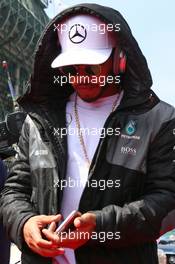 Lewis Hamilton (GBR) Mercedes AMG F1 on the drivers parade. 30.10.2016. Formula 1 World Championship, Rd 19, Mexican Grand Prix, Mexico City, Mexico, Race Day.