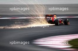 Daniel Ricciardo (AUS) Red Bull Racing RB12 sends sparks flying. 01.10.2016. Formula 1 World Championship, Rd 16, Malaysian Grand Prix, Sepang, Malaysia, Saturday.