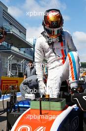 Pascal Wehrlein (GER) Manor Racing MRT05 on the grid. 01.05.2016. Formula 1 World Championship, Rd 4, Russian Grand Prix, Sochi Autodrom, Sochi, Russia, Race Day.