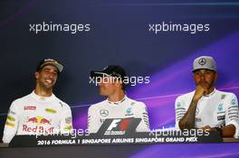 The post race FIA Press Conference (L to R): Daniel Ricciardo (AUS) Red Bull Racing, second; Nico Rosberg (GER) Mercedes AMG F1, race winner; Lewis Hamilton (GBR) Mercedes AMG F1, third. 18.09.2016. Formula 1 World Championship, Rd 15, Singapore Grand Prix, Marina Bay Street Circuit, Singapore, Race Day.