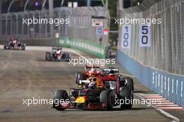 Daniel Ricciardo (AUS) Red Bull Racing RB12. 18.09.2016. Formula 1 World Championship, Rd 15, Singapore Grand Prix, Marina Bay Street Circuit, Singapore, Race Day.