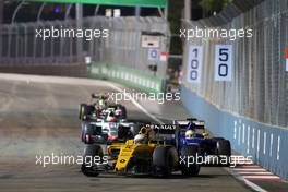 Kevin Magnussen (DEN) Renault Sport F1 Team RS16. 18.09.2016. Formula 1 World Championship, Rd 15, Singapore Grand Prix, Marina Bay Street Circuit, Singapore, Race Day.
