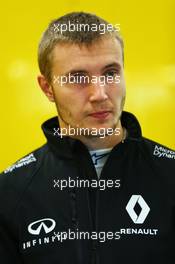 Sergey Sirotkin (RUS) Renault Sport F1 Team Test Driver. 12.07.2016. Formula One In-Season Testing, Day One, Silverstone, England. Tuesday.