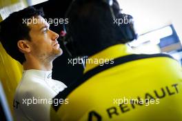 Jolyon Palmer (GBR) Renault Sport F1 Team. 26.11.2016. Formula 1 World Championship, Rd 21, Abu Dhabi Grand Prix, Yas Marina Circuit, Abu Dhabi, Qualifying Day.