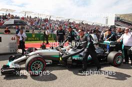 Lewis Hamilton (GBR) Mercedes AMG F1 W07 Hybrid on the grid. 23.10.2016. Formula 1 World Championship, Rd 18, United States Grand Prix, Austin, Texas, USA, Race Day.